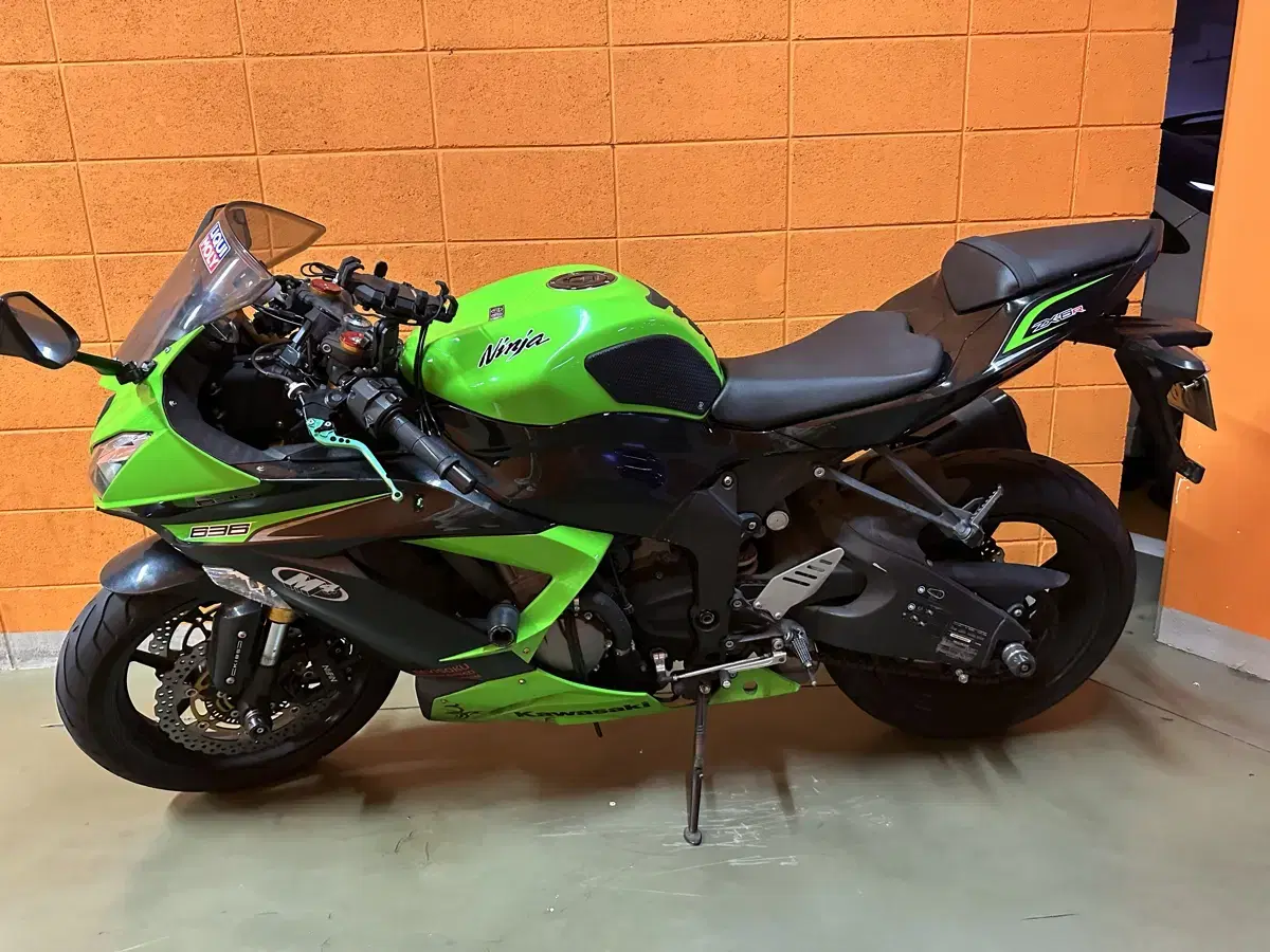 가와사키 닌자 zx6r